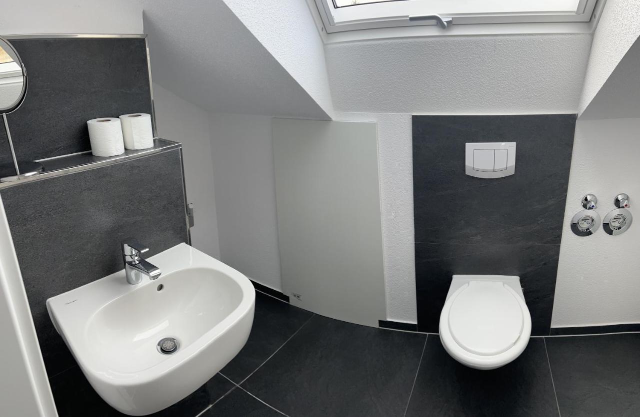 Unique Geraeumige 2 Zimmerwohnung In Tuttlingen Mit Netflix, Sauna Und Fitness Экстерьер фото